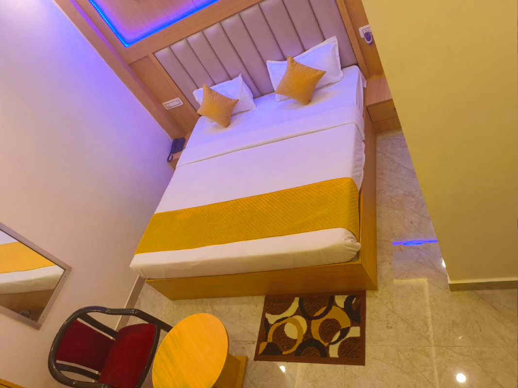 best budget hotels in ayodhya near ram mandir
